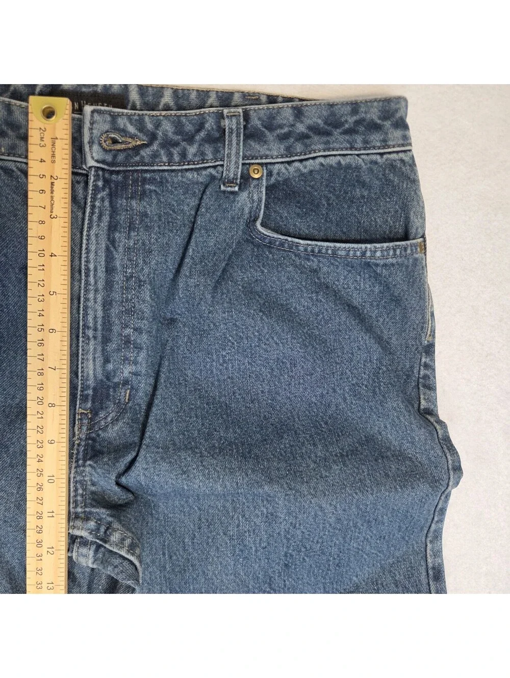 VTG Van Heusen Jeans Men's 36x32 Blue Cotton Denim Straight Leg Workwear Travel